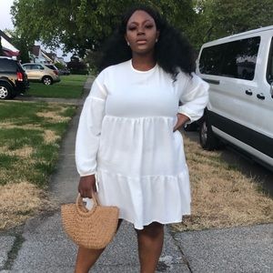 BOOHOO PLUS SIZE 16 WHITE SMOCK DRESS